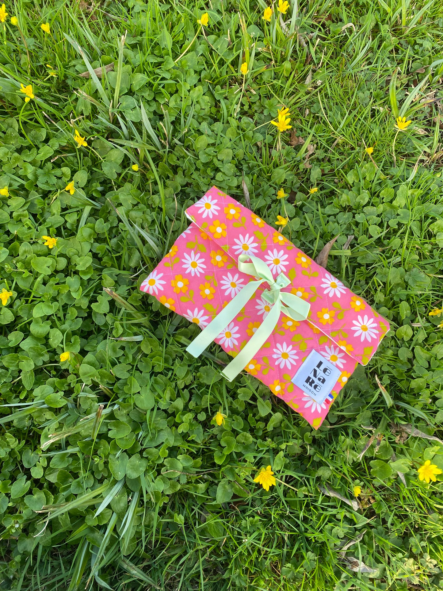 Housse de livre en tissu ancien upcyclé