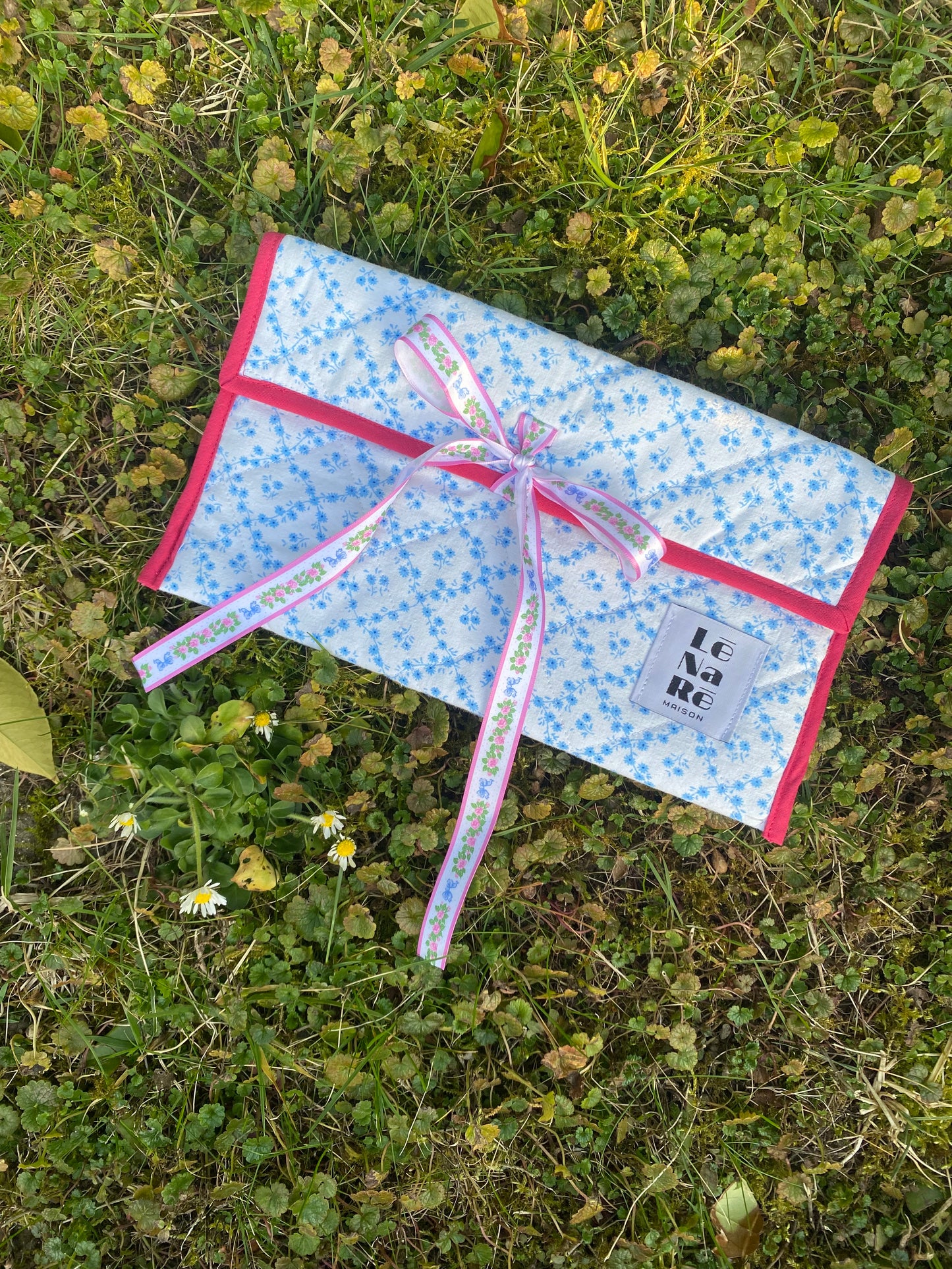 Housse de livre en tissu ancien upcyclé
