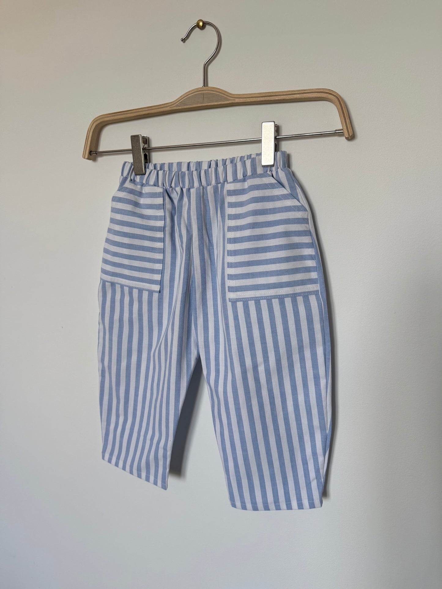 Pantalon ballon Polisson bleu rayé - taille 2/4 ans