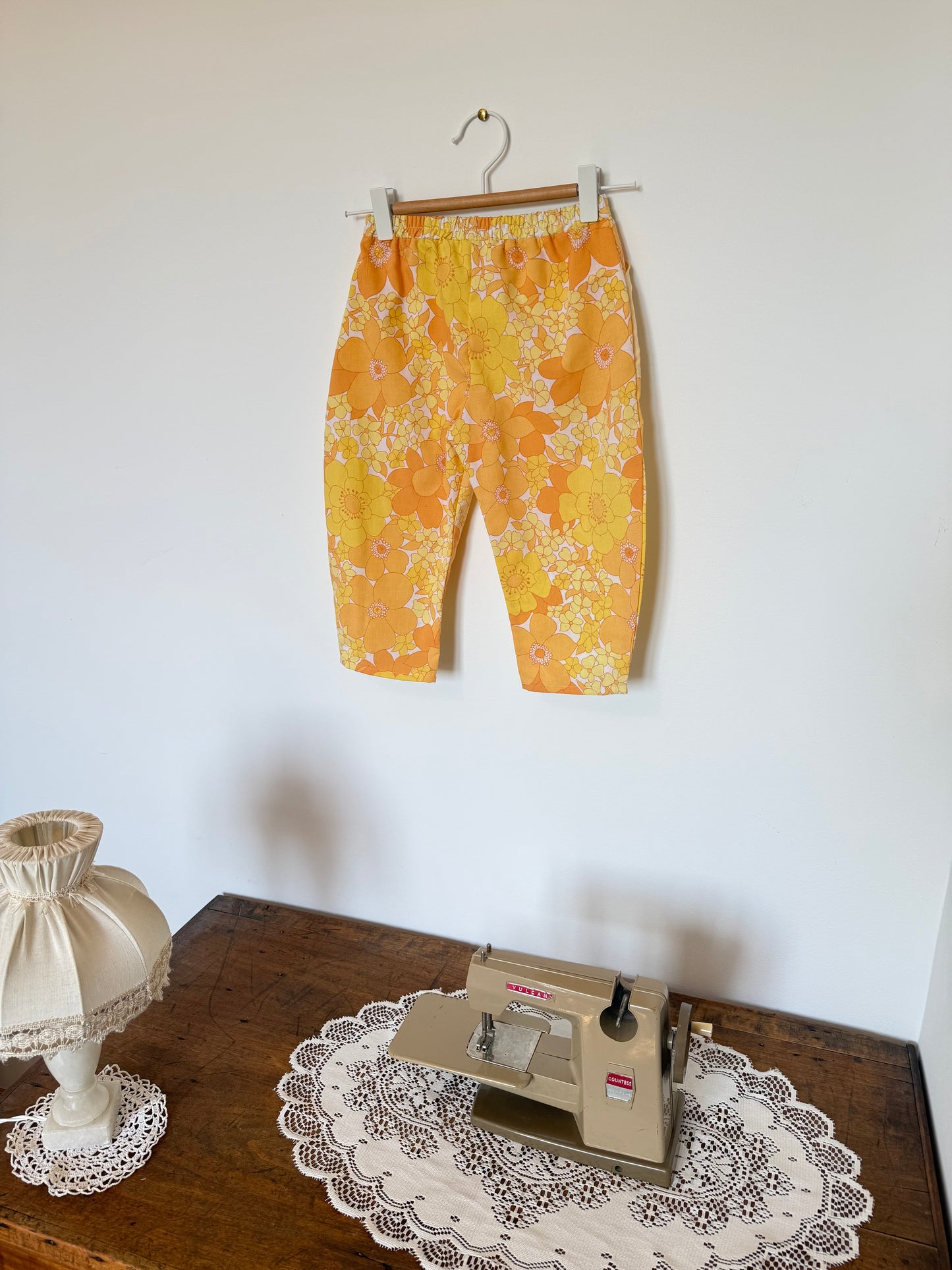 Pantalon ballon Polisson jaune fleuri - 2/4 ans