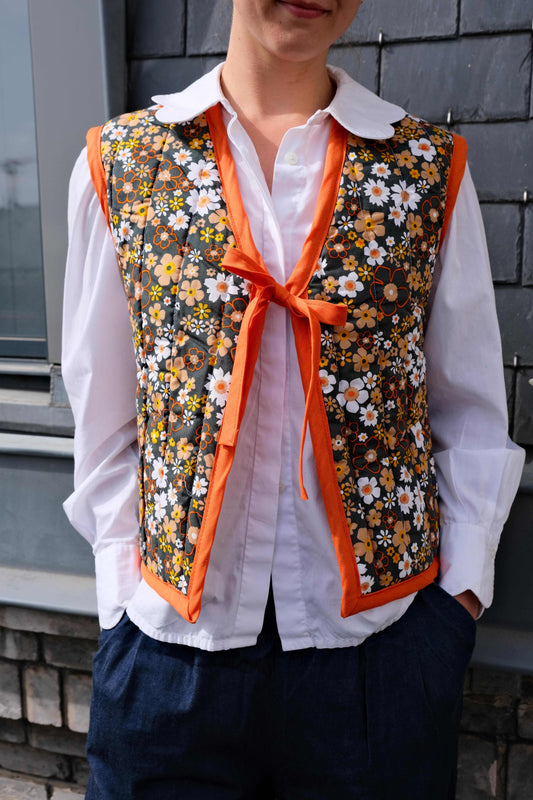 Veste sans manches fleurie/vichy